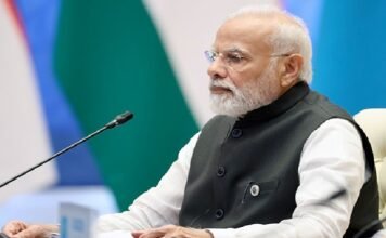 PM Modi to discuss economy and commerce with ministers and secretaries