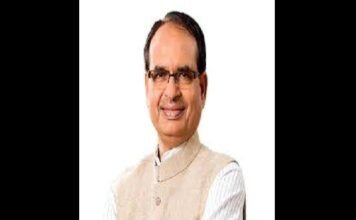 Retired IAS ICP Keshari and AK Pandey appointed media advisors to CM Shivraj Singh Chouhan