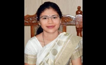 UP: Six IAS officers shifted, Durga Shakti Nagpal is new DM, Banda