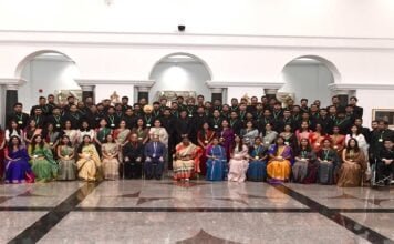 IAS Officers of 2021 Batch Meet President Murmu, Embrace Mission for Inclusive & Advance India