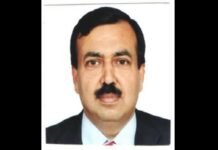 Former IAS officer Sudhanshu Pandey takes oath as Ladakh’s first state election commissioner