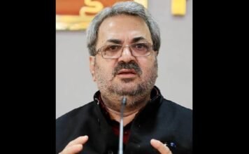 Former IAS officer takes political plunge in Rajasthan as co-convenor of Congress Manifesto Committee