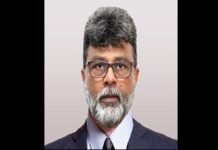 Tamil Nadu’s Former DGP (Vigilance) Braj Kishore Ravi Joins Congress