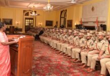 IPS Probationers Call on the President Droupadi Murmu