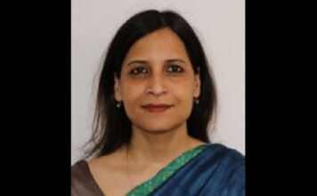 Nidhi Mani Tripathi gets extension as Joint Secretary in D/o Commrece