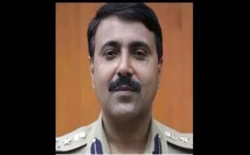 IPS officer Abdur Rehman set to contest from Dhule on VBA ticket, approaches HC seeking VRS