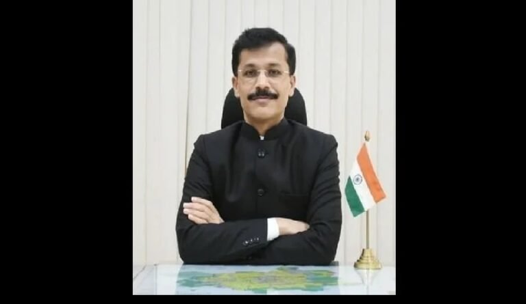 Tukaram Mundhe personifies what makes a man special in public life, but who is he?