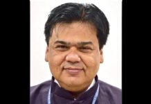 Ex-Andhra IAS seeks apologies from former colleagues for suspending them earlier Praveen Prakash IAS