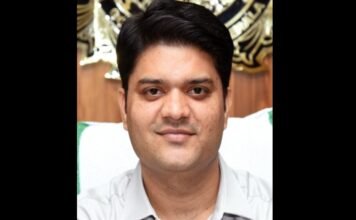 IAS Jafar Malik appointed Deputy Secretary in D/o Commerce
