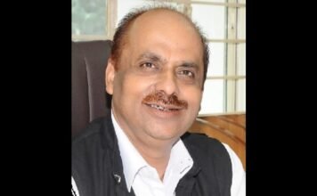 Karnataka: Retired IAS officer Rakesh Singh appointed Chairperson of K-RERA