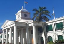 Fight among Kerala bureaucrats now out in the open