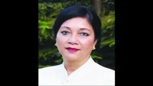 Ex-IAS Rebecca Vanessa Suchiang