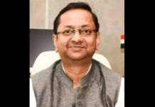 Jitendra Srivastava assumes charge as CMD of REC