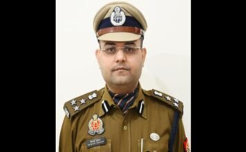 Varanasi Range DIG Vaibhav Krishna develops digital crime reporting system for citizens—‘Police Satark Mitra’ IPS Vaibhav Krishna