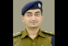 MP cadre IPS officer Abhishek Tiwari seeks VRS Abhishek Tiwari IPS