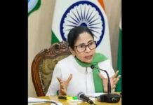 Bengal govt wakes up from slumber; sends alternative list of IAS, IPS for poll duties to ECI Bengal gvt vs ECI