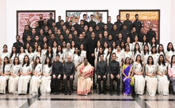 79th Batch IRS (IT) Officer Trainees Call on President Droupadi Murmu