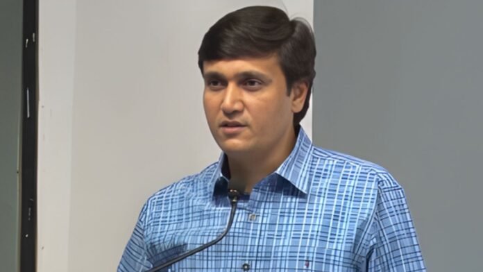 Hardik Satishchandra Shah Hardik Satishchandra Shah IAS