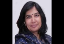 Himani Pande gets extension as Additional Secretary in DPIIT Himani Pande IAS