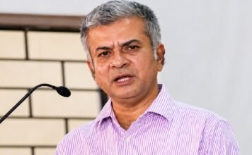 Dr Raju Narayana Swamy Urges Youth to Lead with Courage, Integrity and Human Values Raju Narayan Swamy IAS