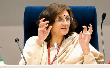 Deepti Gaur Mukerjee IAS: Current Posting, Batch, Education, Cadre and Career Deepti Gaur Mukerjee IAS