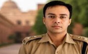 Delhi IPS Veenu Bansal removed from Rashtrapati Bhavan for misconduct and protocol row IPS Veenu Bansal