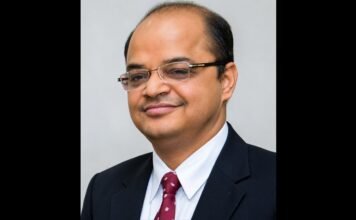 Rakesh Gupta gets extension as Additional Secretary in Health Ministry