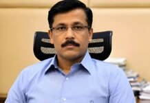 Tukaram Mundhe IAS: Current Posting, Batch, Education, Rank, Cadre and Career Tukaram Mundhe's notice to actors