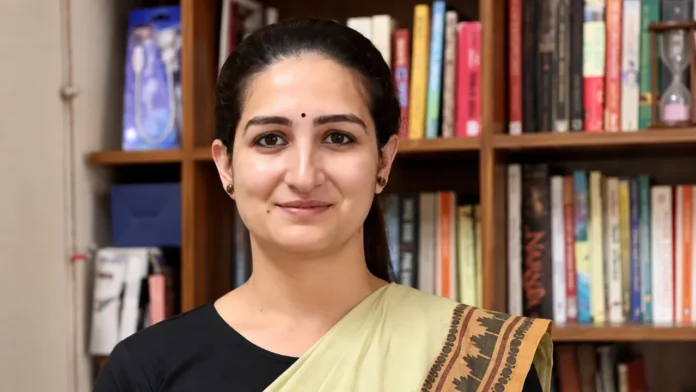 Ishita Rathi IAS Ishita Rathi IAS UPSC Rank, Cadre, Education, Age and Current Posting