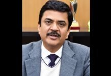 Sandeep Pondrik gets additional charge of Secretary, Heavy Industries