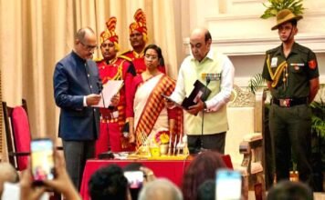 Ex-Bihar DGP Vinay Kumar takes charge as Bihar’s Chief Information Commissioner